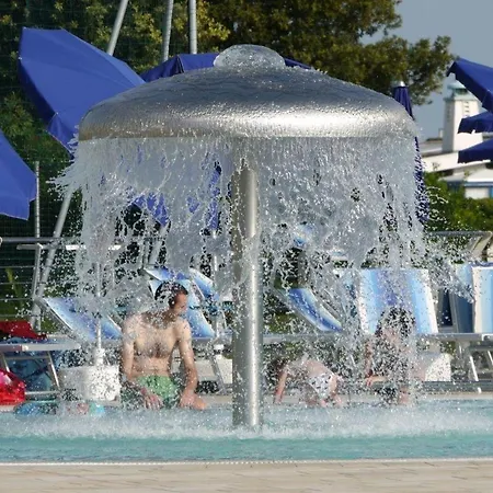 Hotel Lido 4*