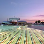Lido Hotel 4*