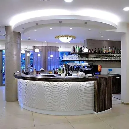Lido فندق بيبيوني