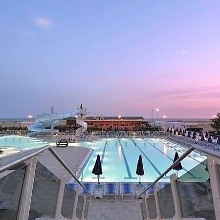Lido 4* بيبيوني