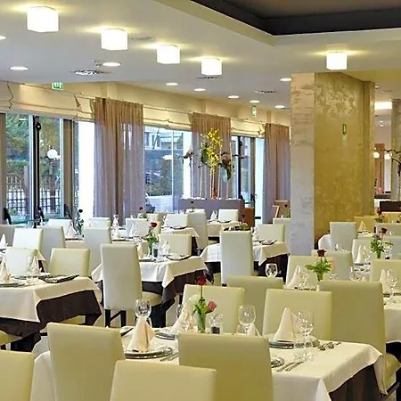 Lido فندق 4*