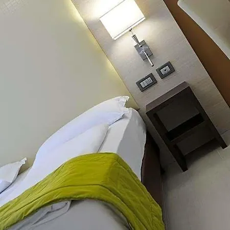 Lido فندق بيبيوني